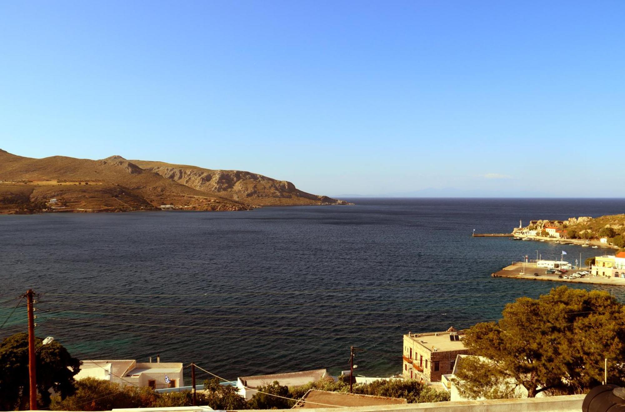 Elegeo Rockhouse Villa Agia Marina  Buitenkant foto