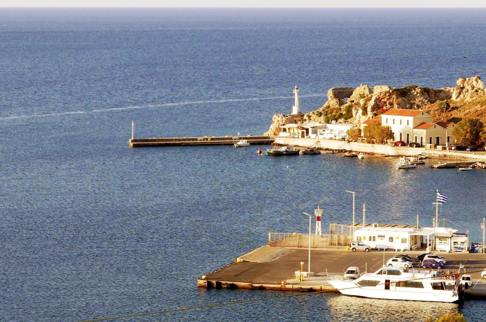 Elegeo Rockhouse Villa Agia Marina  Buitenkant foto